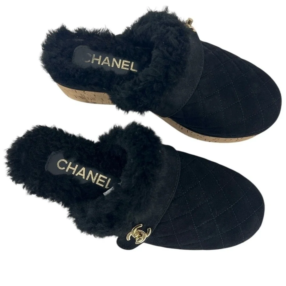 Chanel 21A Black Shearling‎ CC Turn Clasp Quilt Cork Mules Size 36